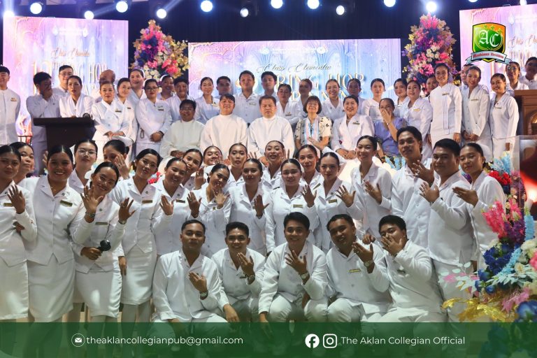 ACC Nursing 12th Ring Hop and Pinning Ceremony (106)